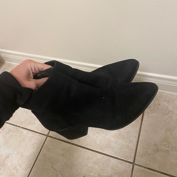 Black suede boots - Picture 2 of 3